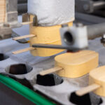 Сыр в рожке: как в Старых Дорогах создают мороженое, которое ломает вкусовые стереотипы