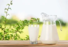 Ученые запатентовали низколактозный кисломолочный напиток