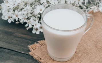 Ученые выяснили, как химозин марала сворачивает молоко