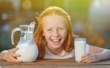 В России появился ГОСТ на молоко для детского питания и молочный коктейль