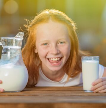 В России появился ГОСТ на молоко для детского питания и молочный коктейль