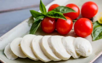 Моцарелла и сгущенка по-дмитровски: в агропарке «Сырная долина» строится крупный завод сыров и сухих молочных продуктов