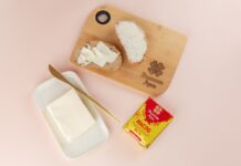 От коровы до лаборатории: какие проверки проходит сливочное масло перед тем, как попасть на стол?