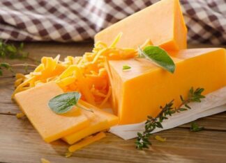 Холдинг «АГРОСИЛА» расширяет линейку сыров в слайсах: на полках появятся «Конбер», «Чеддер» и молодой «Пармезан»